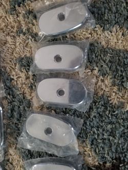 H2 roof rack lock chrome trim. Selling as sets only..$30 a set