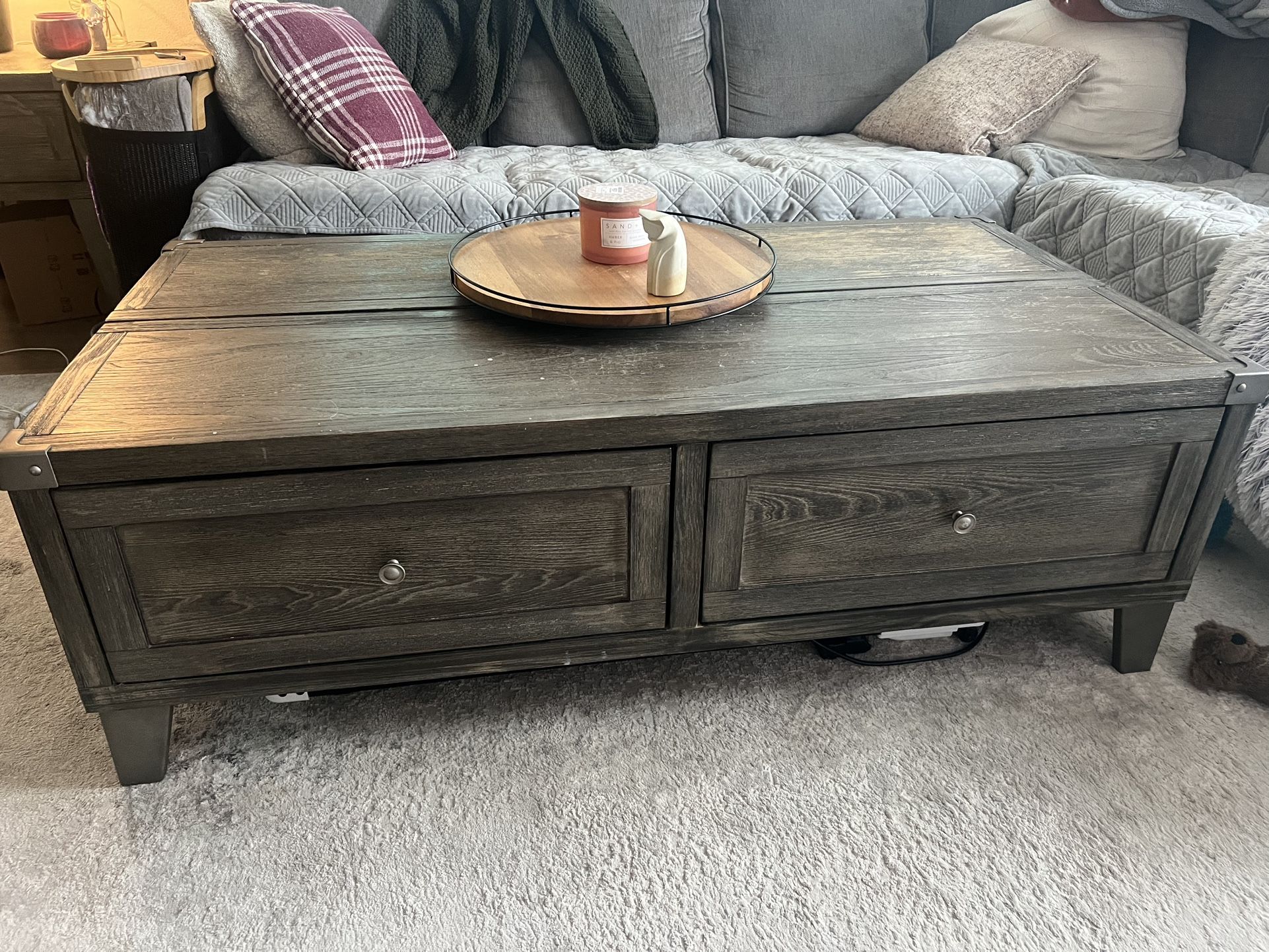 Lift Top Coffee Table And End Table With USB Ports