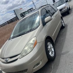 2006 Toyota Sienna