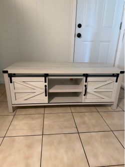 Living room table/under tv console