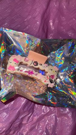 Hello Kitty Pink Decorative Hair Clips Set