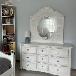 Girl’s Bedroom Furniture Set and Cozy Egg Chair