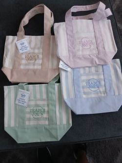 Trader joe's tote bsgs