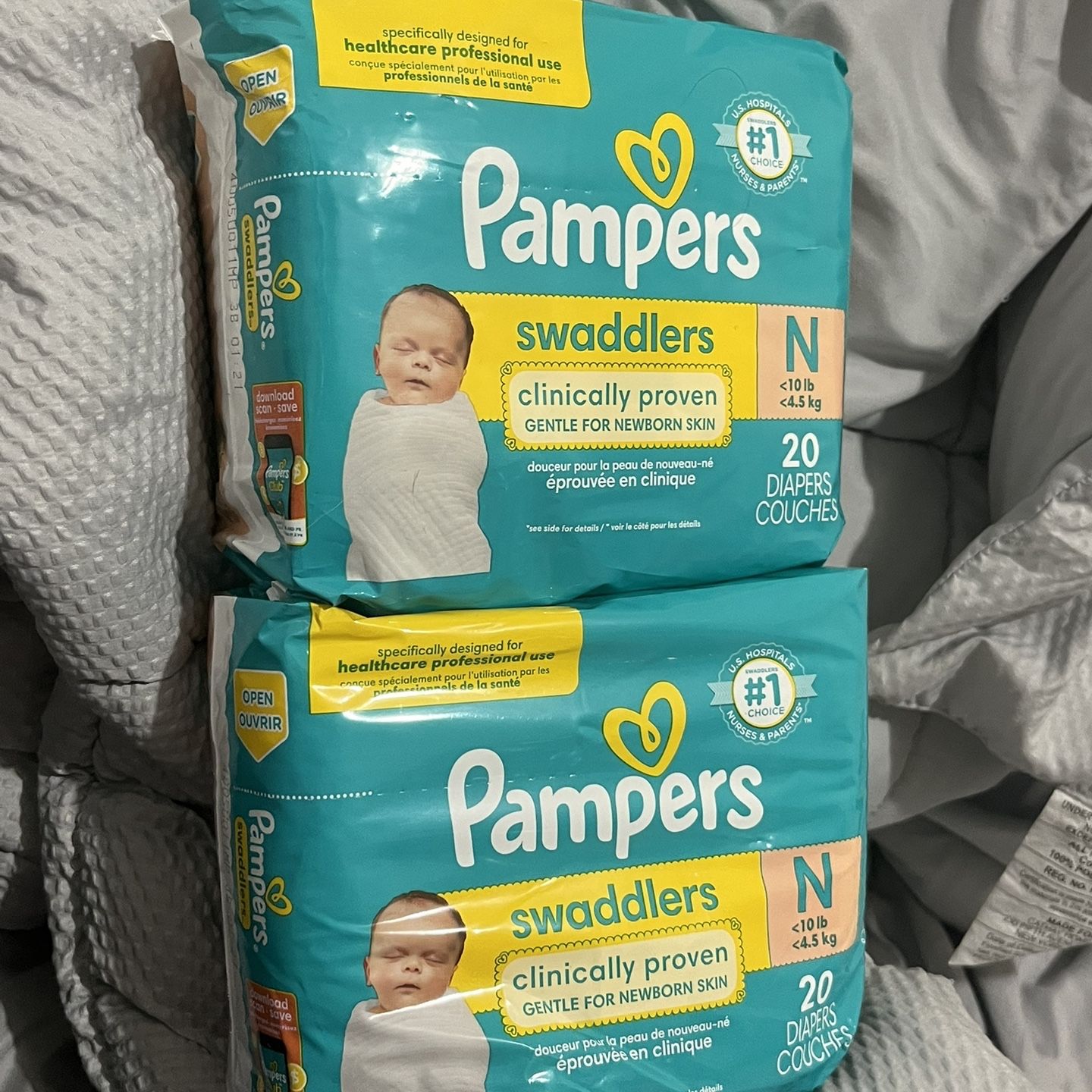 Newborn Pampers 