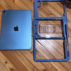 Apple iPad 10th Generation 64GB Blue