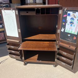 Kids Furniture Tv Computer Stand 50bux 
