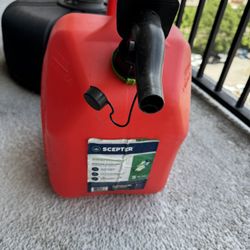 5-gallon Scepter gas can with spout.
