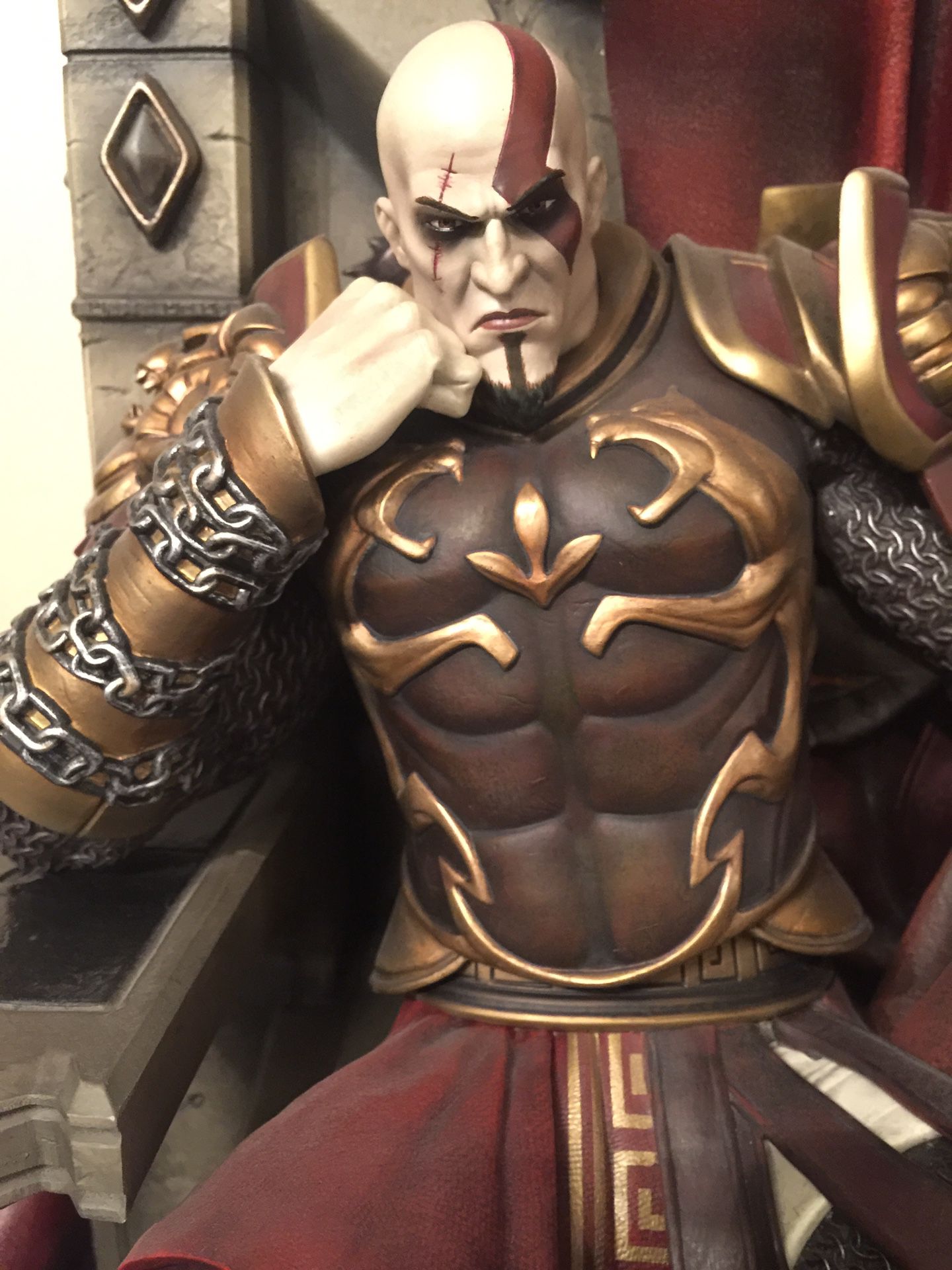 Gamingheads 1/4 Kratos in Armor Throne Statue