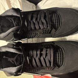 New Jordan 4 black Cats size 10.5