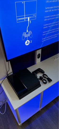 Sony PlayStation 4 Console with Controller