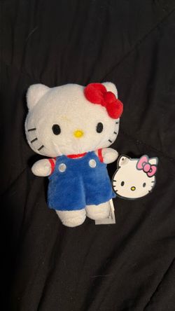 Small hello kitty plush