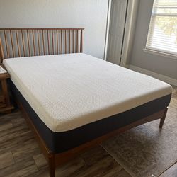 Brand New Queen Memory Foam Mattress