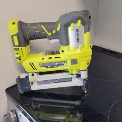 Ryobi Narrow Crown Stapple Gun