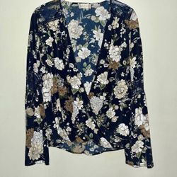 Lovely Navy Floral Altar’d State Blouse