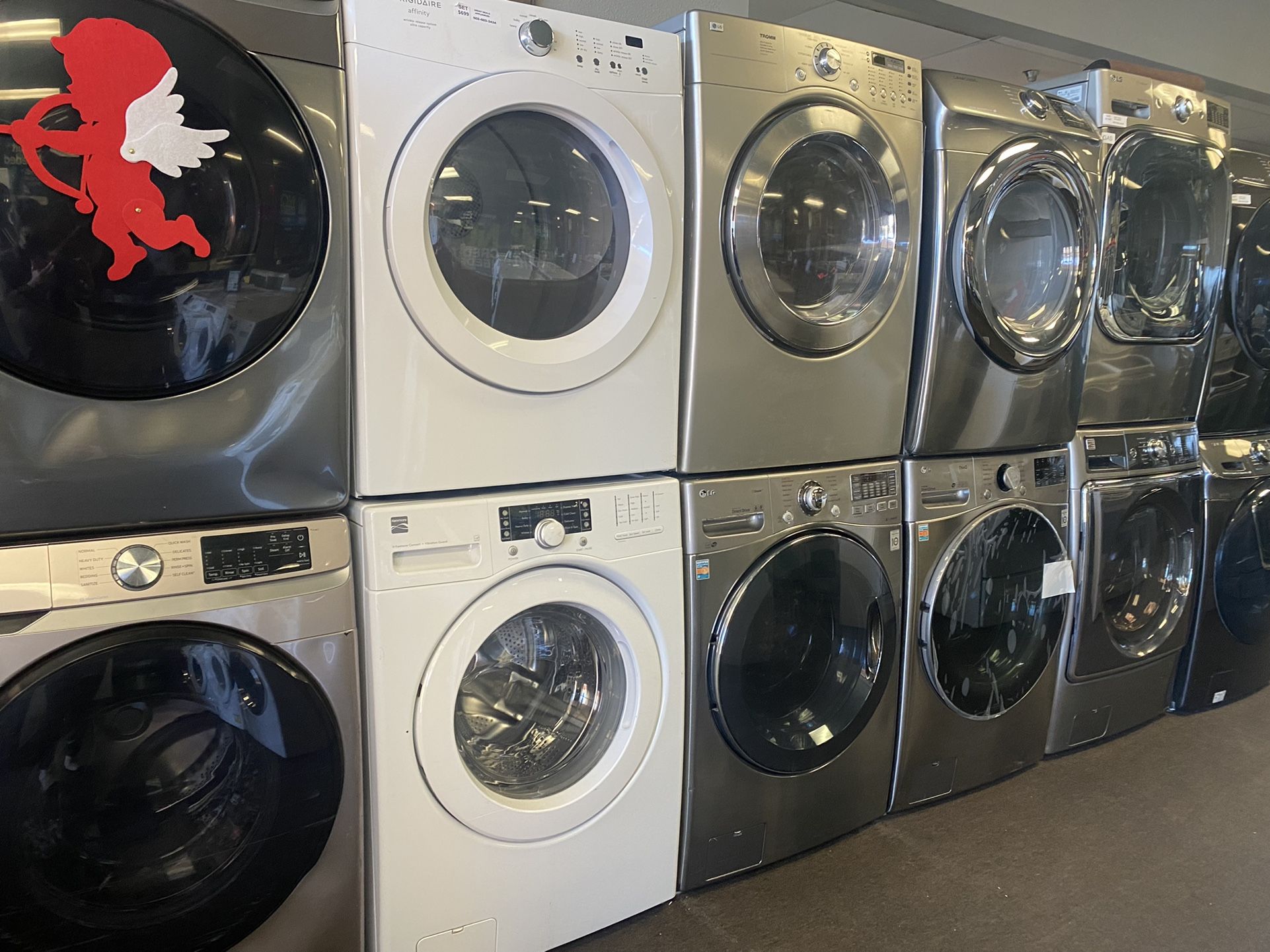 Front Load Washer And Dryer Set Free Delivery for Sale in Phoenix, AZ