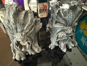 Candle holder