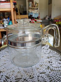 VINTAGE PYREX COFFEE POT