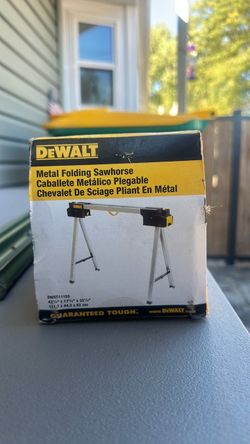 DeWalt saw horses DWST11155