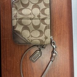 Coach Wristlet 2006