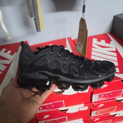 Vapormax plus