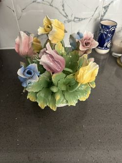 2 Porcelain  Flower Basket, Made In Italy  Vintage Porcelana Flores 