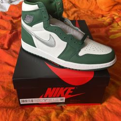 Nike Air Jordan 1 Retro High Gorge Green