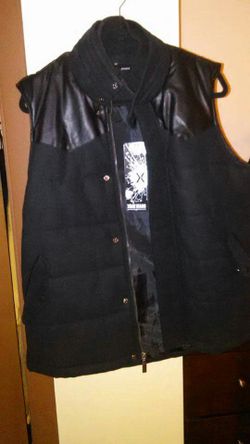 Mens black vest