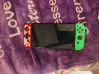 Nintendo Switch w/ controllers