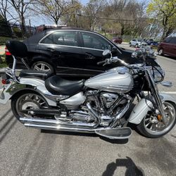 2009 Yamaha Roadliner 1900cc