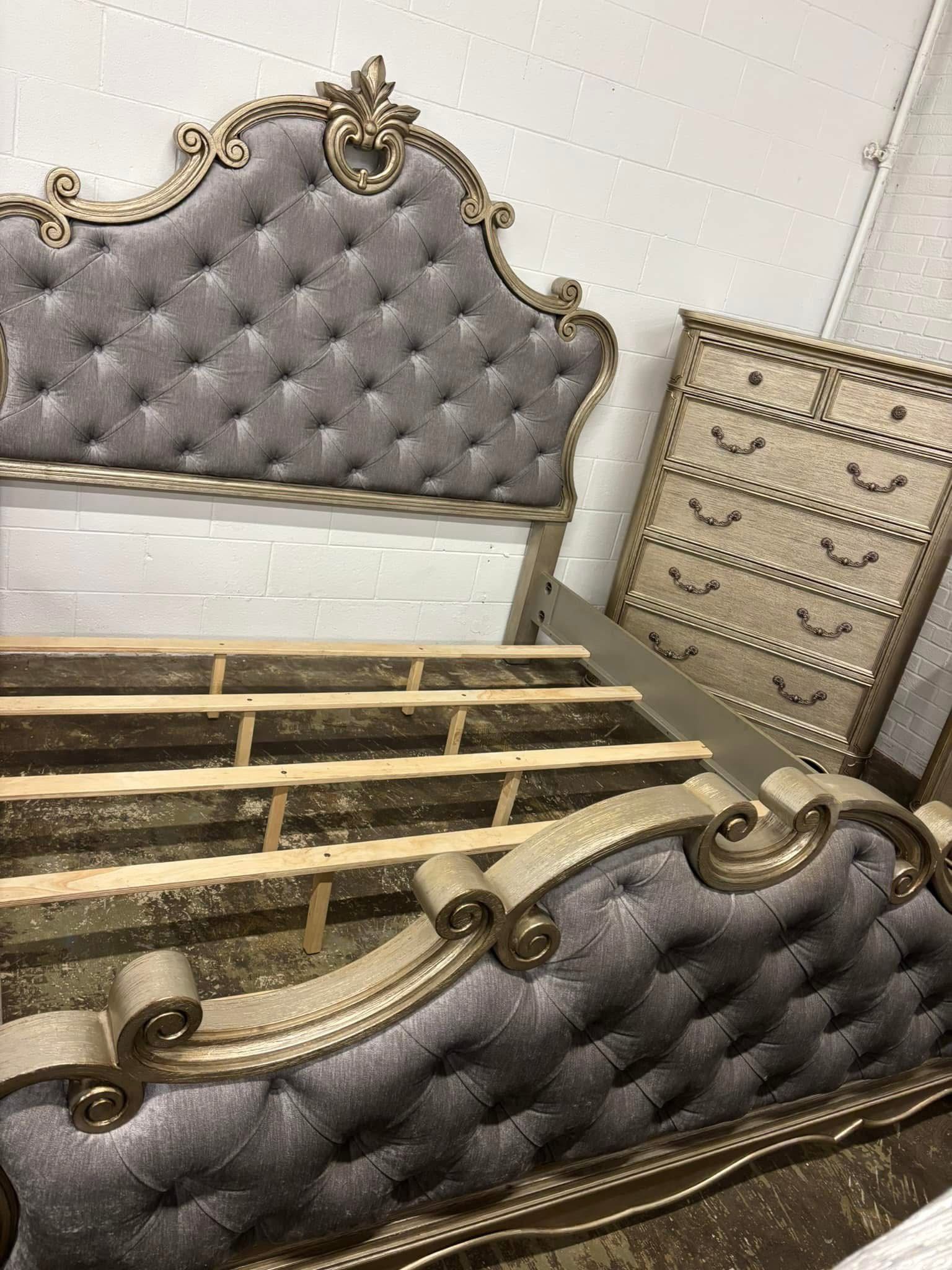 King Bedroom Set