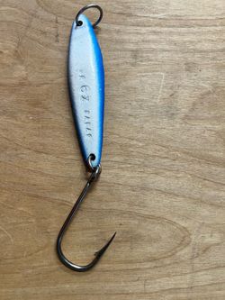 Salas 6x Jr. Yo Yo Jig, Saltwater Lure, Bluefin Tuna, Yellowtail, Wahoo, Blue White