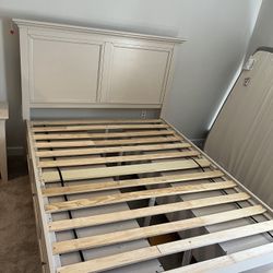 Queen Size Bed Frame With Drawers 