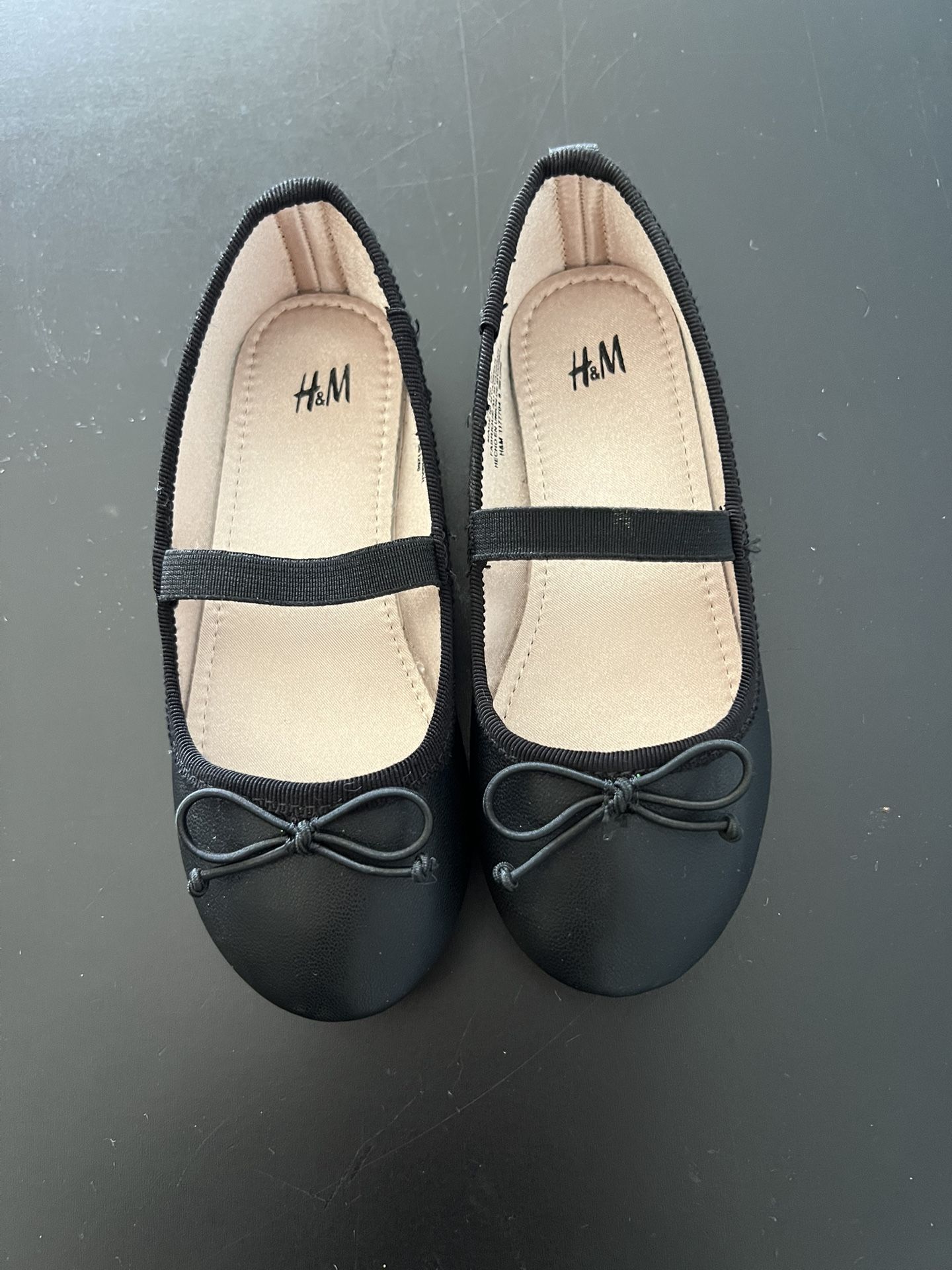 BALLET FLATS Kids Size 9