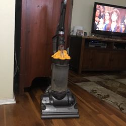 Dyson Vacuum 