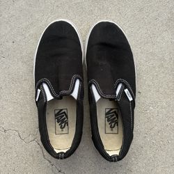 VANS Black Slip-on’s M6 / W7.5