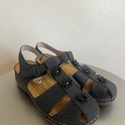 Atalina Women's Wedge Flower Summer Sandals 8 1/2 Wide
