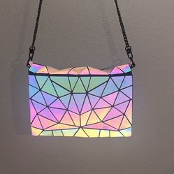 Illuminating Geometrical  Purse