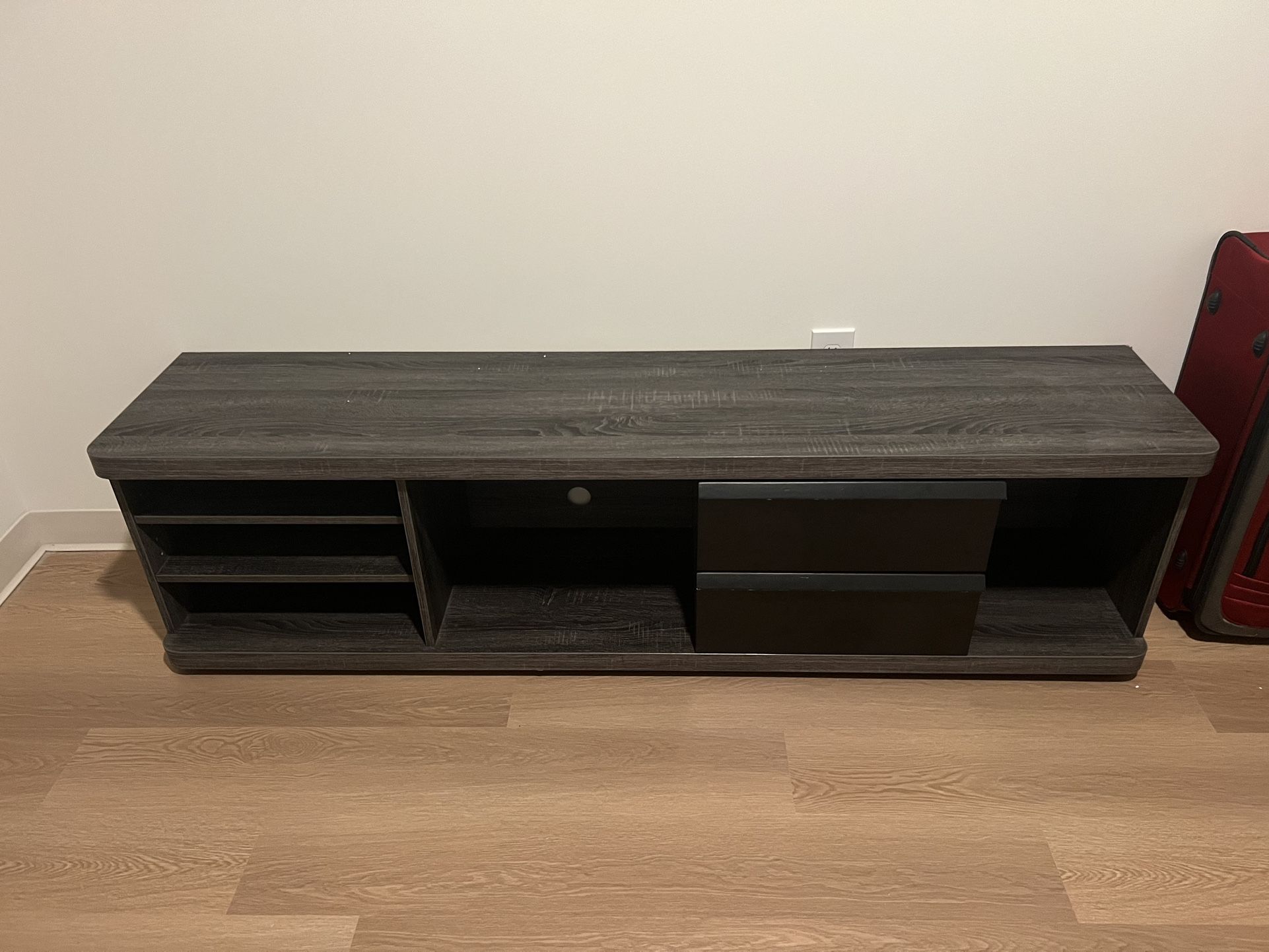 TV Stand 70”