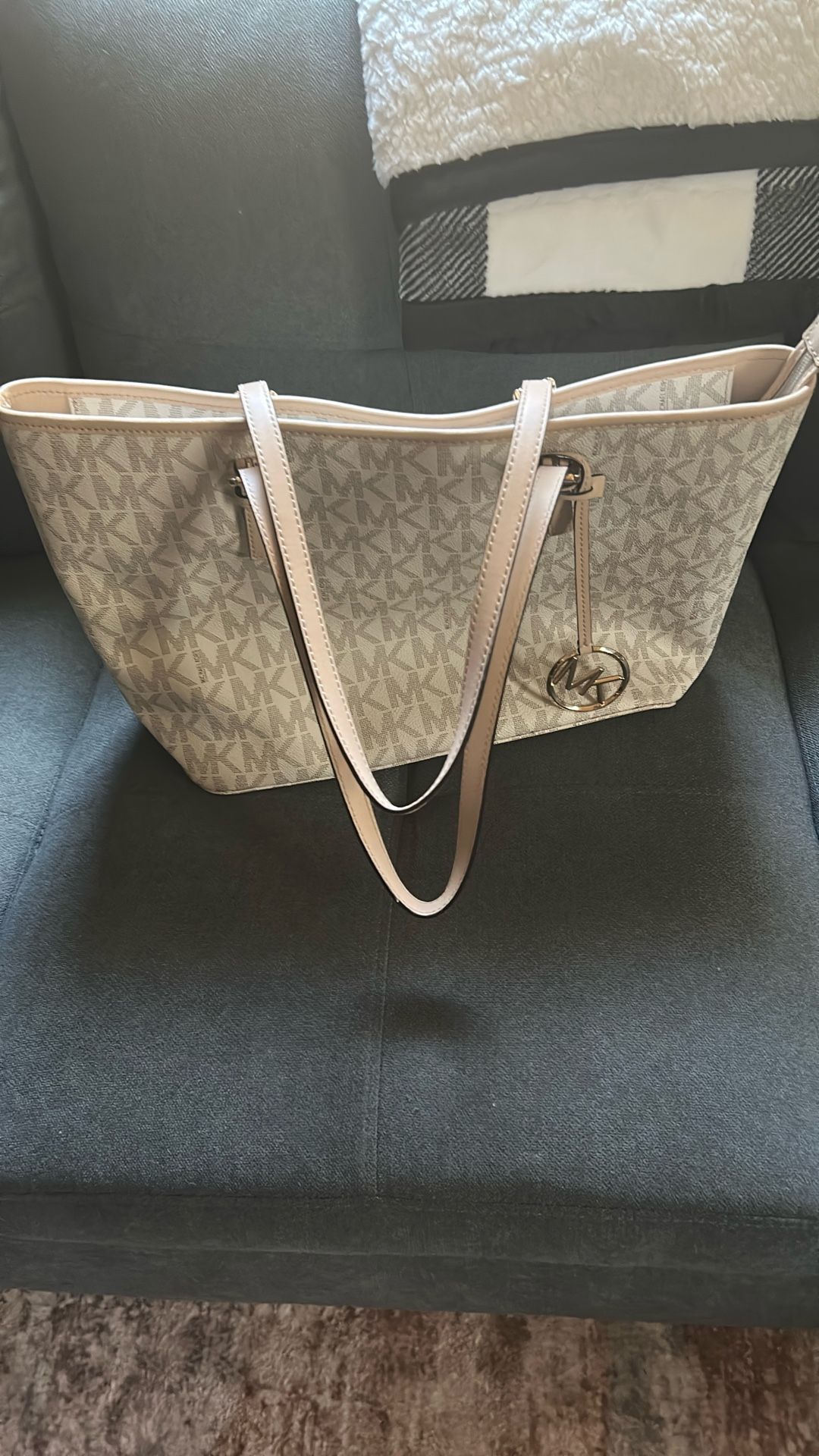 Michael Kors Shoulder Bag