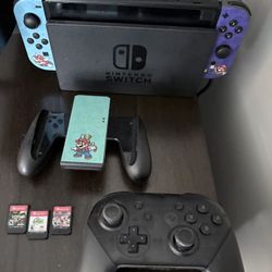Nintendo Switch (Original) Holiday Bundle 