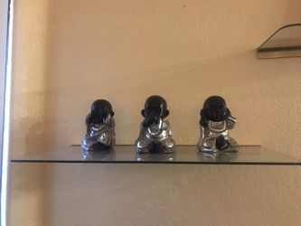 Floating Glass shelves Thumbnail