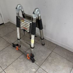 Heavy duty A shape telescopic ladder - expandable model - 16.5 feet - L153