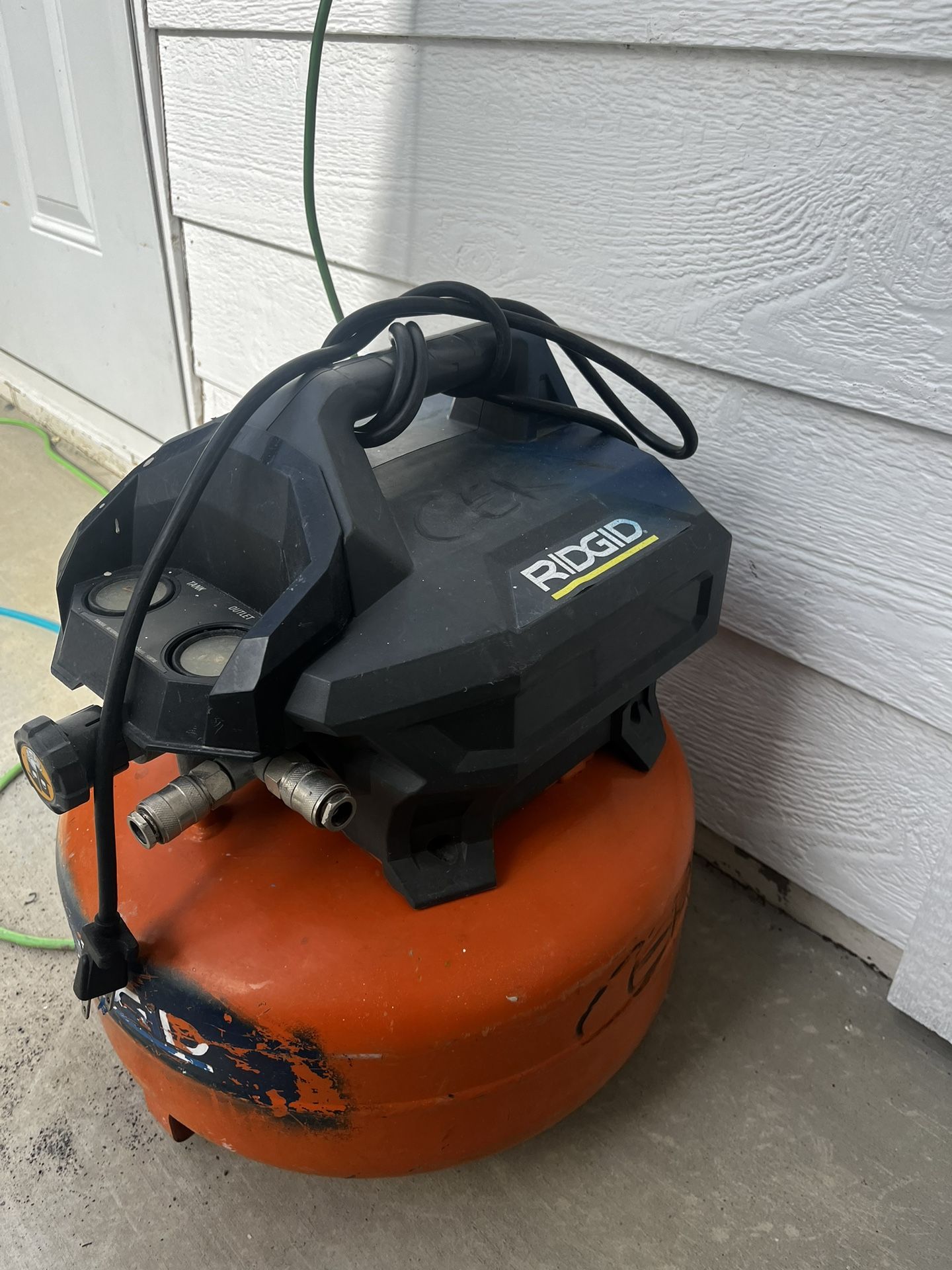 Air Compressor