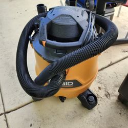5 Gallon Wet Dry Vac