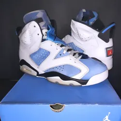 UNC 6'S Men's size 10