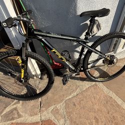 GT KARAKORAM 2.0 29er Bike