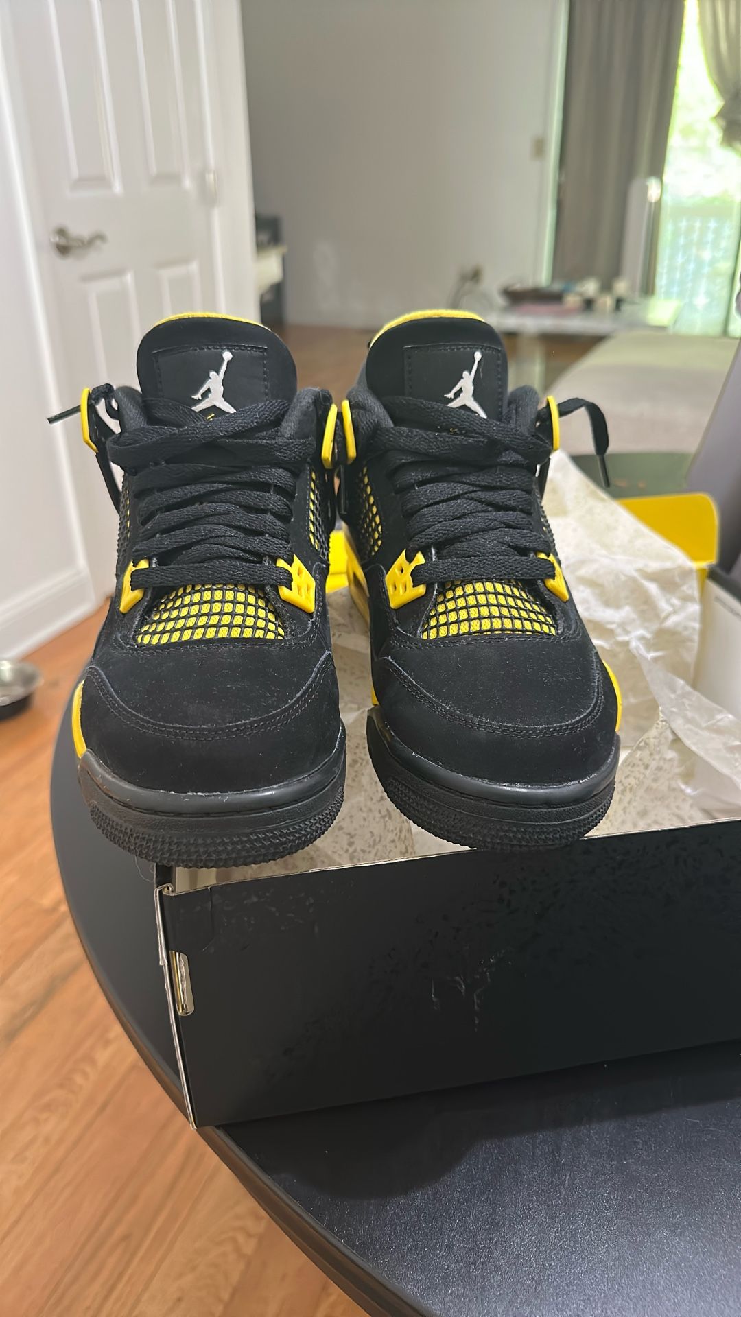 Jordan 4s Size 7 Like New