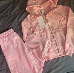 Lululemon Scuba Set
