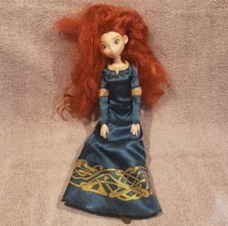 MERIDA DISNEY CLASSIC COLLECTION POSEABLE DOLL * BRAVE SCOTTISH GIRL CHILD TOY