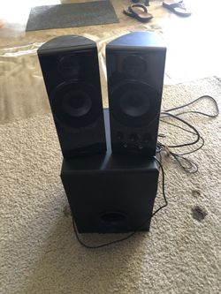 Inisignia Speakers With Woofer 